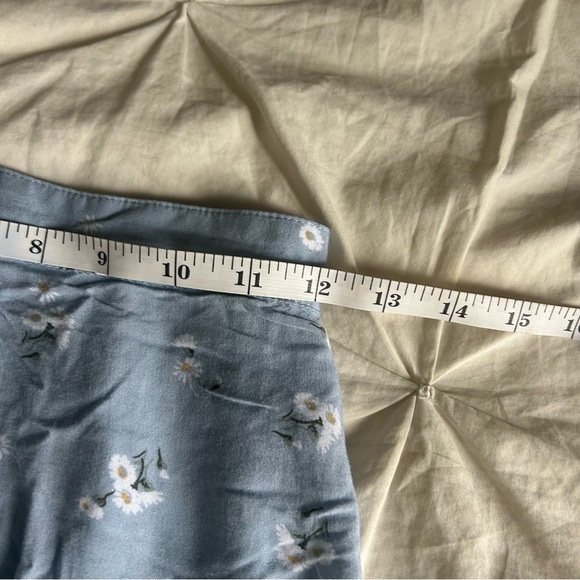 Womens XS Hollister Ultra High-Rise Floral Slit Midi Skirt - Picture 4 of 10